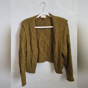 Universal Thread Olive Cable Knit Sweater
